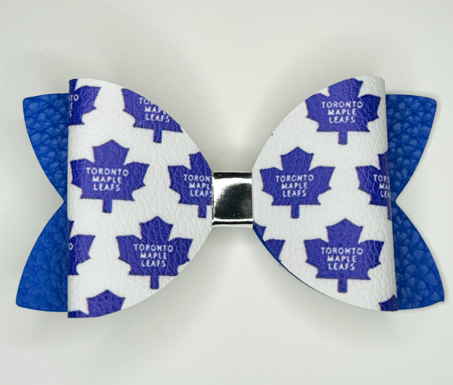 Leafs Bow
