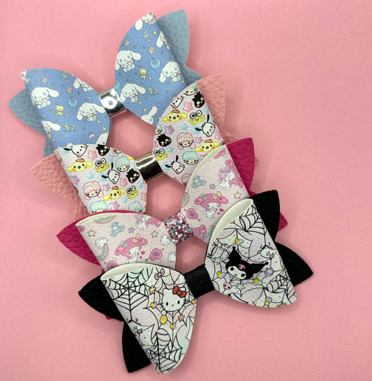 Kitty and Friends Bow